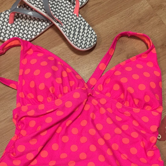 NWT polka dot Tankini top - Picture 3 of 6